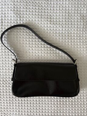 ❗️$10 Sale ❗️ Elegant Black Leather Shoulder Bag